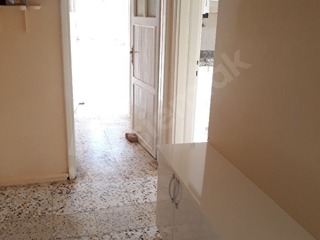 Silifke Taşucu mahallesinde 3+1 daire Sahile yakın - Görsel 2