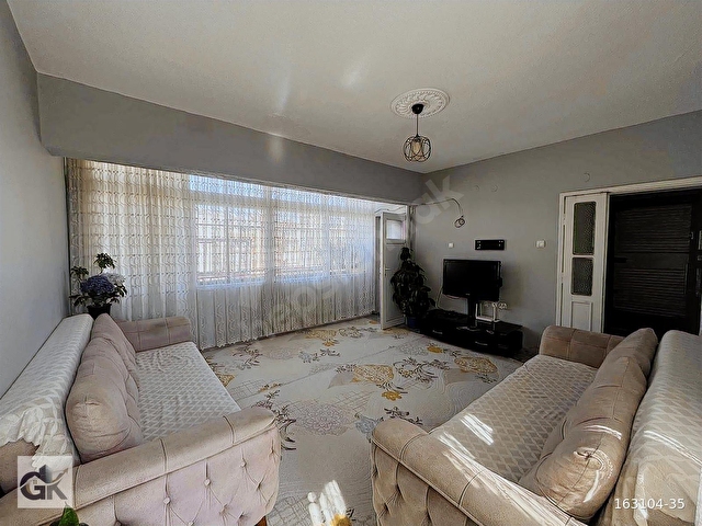 YÜREĞİR BAŞKENT TOPLU KONUTLARDA SATILIK 2+1 KAPALI MUTFAK DAİRE