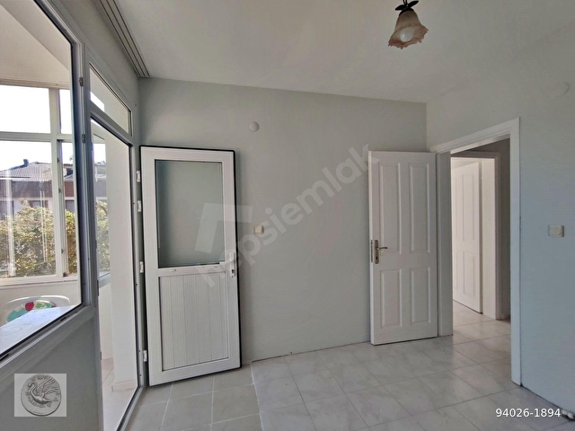 Urla Çarşıda Satılık Çatı Dubleksi Daire, 4+2, Kısmen Eşyalı - Görsel 13