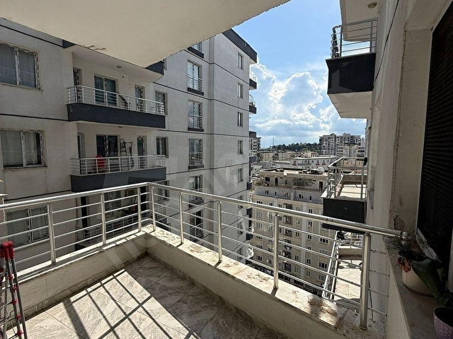 ÇÖZÜMDEN KREDİYE UYGUN ŞEHRİN GÖBEĞİNDE 4+1 LÜX DAİRE SATILIK ! - Görsel 2