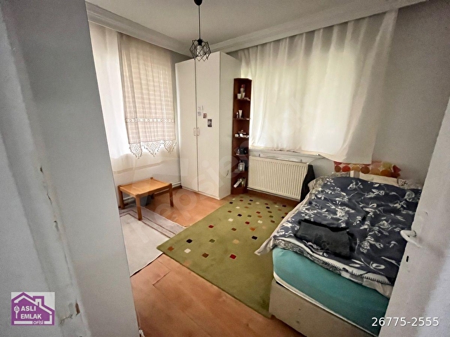 ASLI DAN SOKULLU CADDESİNDE KOMBİLİ TEMİZ 2+1 BAHÇE KATI - Görsel 4