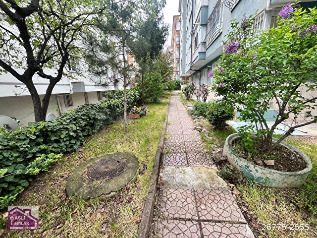ASLI DAN SOKULLU CADDESİNDE KOMBİLİ TEMİZ 2+1 BAHÇE KATI - Görsel 29