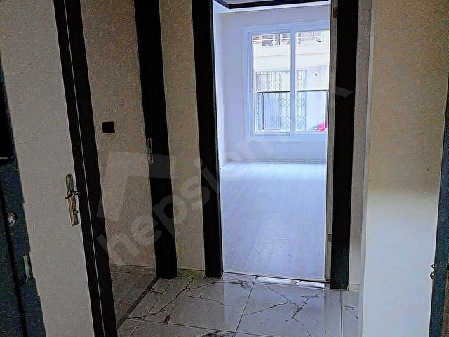 YEŞİLYURTTA METRO 35 EMLAKTAN KİRALIK YENİ DAİRE - Görsel 11