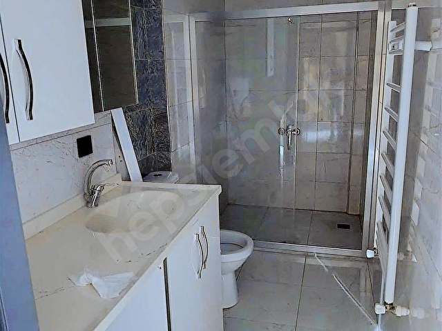 YEŞİLYURTTA METRO 35 EMLAKTAN KİRALIK YENİ DAİRE - Görsel 13