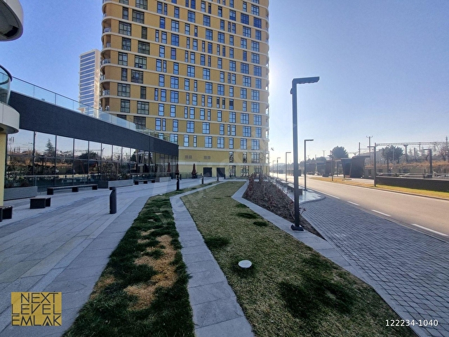 MERKEZ ANKARA SİTESİNDE BAHÇELİ ÖZEL TERASLI SATILIK 4+1 DAİRE - Görsel 2