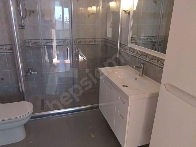 Nisbetiye Gazi Güçnar Sokakta Kiralık Geniş, Temiz 3+1 Daire - Görsel 27