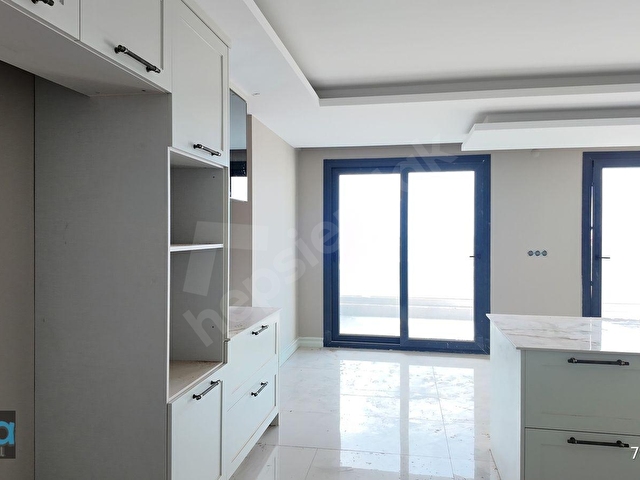 LA PERLA REZİDANSTA ÖN CEPHE KONUMLU SATILIK 4+1 LÜKS DAİRE - Görsel 12