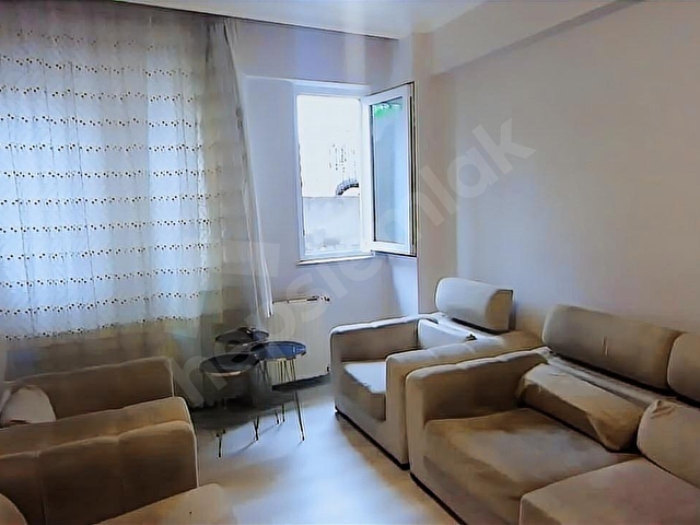 AZERBAYCAN CADDESİNDE BAYINDIR İLKOKULU KARŞISINDA SATILIK 2+1 - Görsel 3