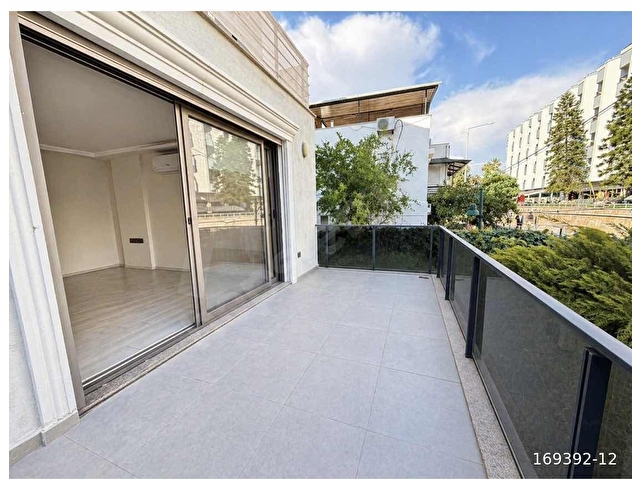 ATİKERDEN 1+1 60 M2 HEM BAHÇELİ HEM DENİZLE İÇ İÇE DAİRE - Görsel 8