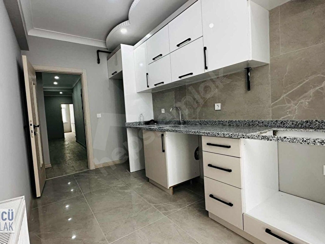 ESENYURT MEYDANDA SATILIK 2+1 SIFIR DAİRE