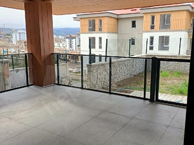 Tokat merkez güneslide 6+1 satlik villa - Görsel 26