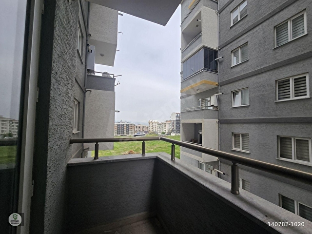 ÜSTÜNELDEN GÖRÜKLEDE EŞYALI,KİRACISIZ 2+1 SATILIK DAİRE - Görsel 5