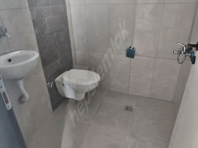 SULTANBEYLİ MERKEZDE OTOPARKLI 2+1 106 M2 ARAKAT DAİRE - Görsel 9