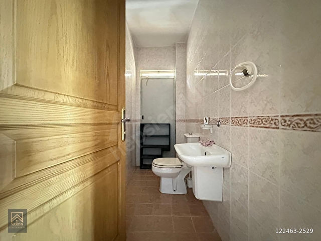 CADDEBOSTAN VARON YETKİLİ BAĞDATA 2.BİNA 155M2 KATTATEK BALKONLU - Görsel 26