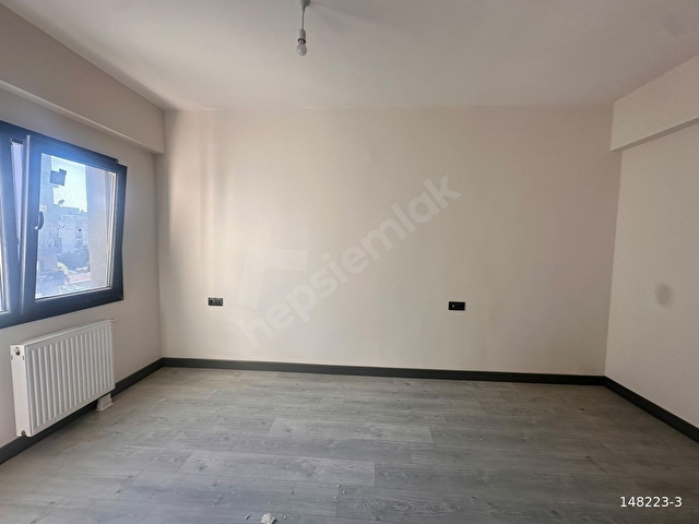 TUZLA MERKEZDE TOKİ KONUTLARINDA KİRALIK BALKONLU 2+1 - Görsel 23