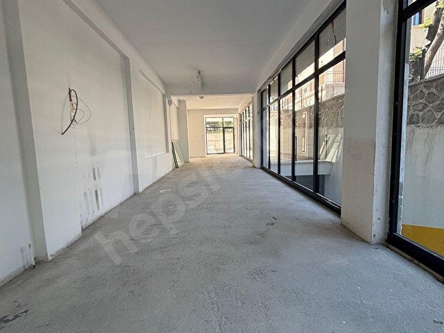 KIZILAY TUNA CADDESİNDE KİRALIK 360m2 DÜKKAN - Görsel 12