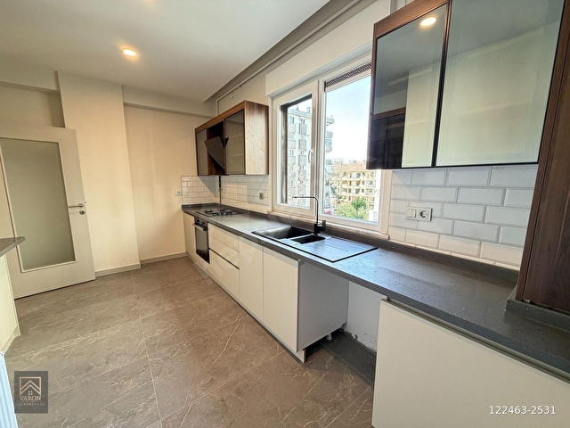 GÖZTEPE SATILIK DAİRE GENİŞ 3+1 160 M2 BALKONLU EBEVEYN BANYOLU - Görsel 7