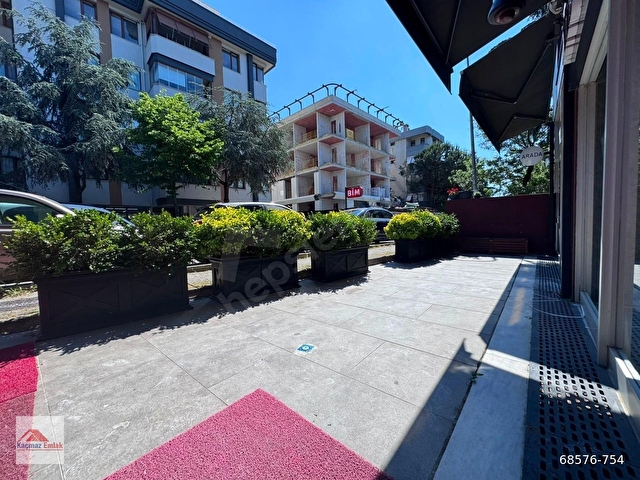 ACIBADEM CADDESİNDE, ÖN KULLANIMLI, DÜZ AYAK, 206 m2 KİRALIK DÜKKAN - Görsel 2