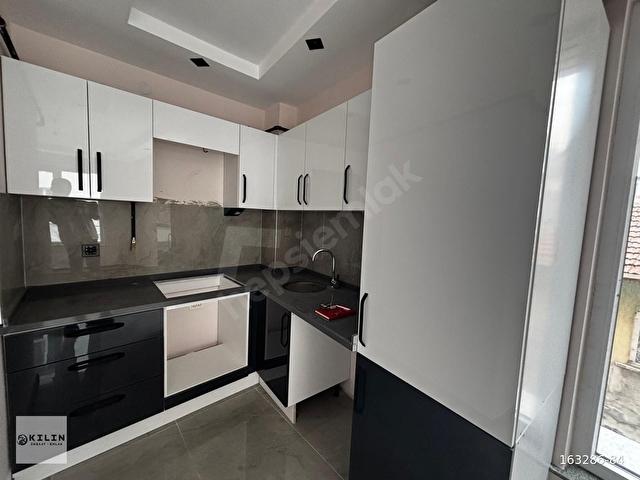 ŞARHÖYÜK MAHALLESİ SAĞLIKOCAĞI ANIT PARK DİBİ SATILIK 1+1 DAİRE - Görsel 4