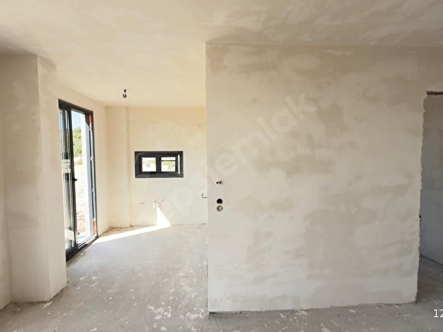 Boğaziçinde Satılık Göl ve Doğa Manzaralı Bitişik Nizam Villa - Görsel 12