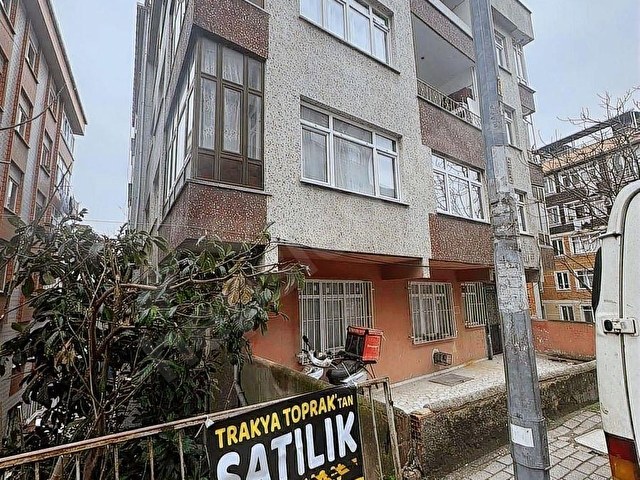 GÜNGÖREN GÜNEŞTEPEDE YATIRIMLIK 2+1 SATILIK DAİRE 17.28 HİSSESİ