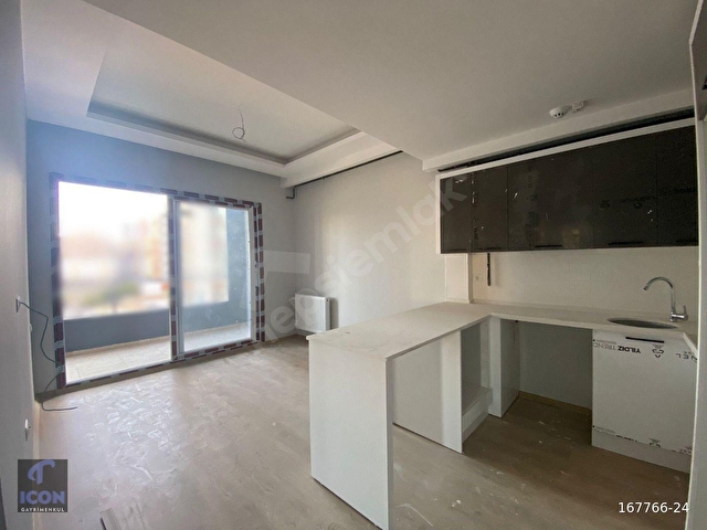 ICONDAN DENİZ MAHDE PLAJA 500 M 2+1 AMERİKAN MUTFAK DAİRE - Görsel 6
