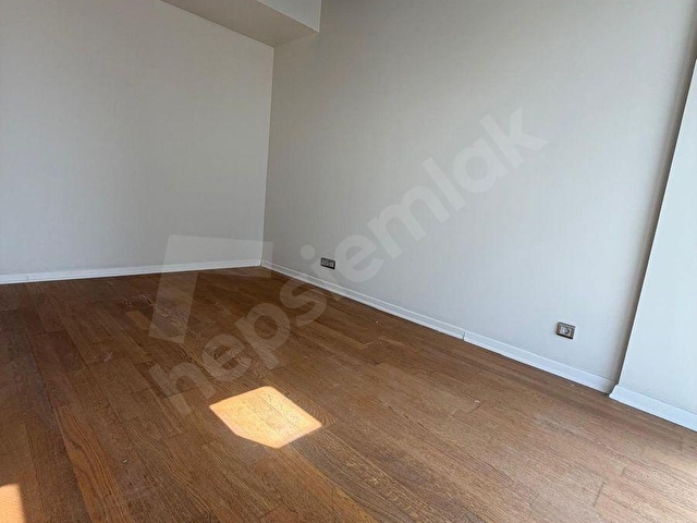 THE İSTANBUL RESİDANCE ÖNÜ AÇIK BOŞ KİRALIK 1+1 DAİRE - Görsel 4