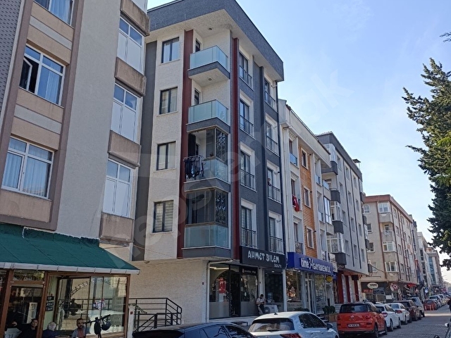 AVCILAR MERKEZDE 4+2 DUBLEKS 3 YİLLİK 165 m2