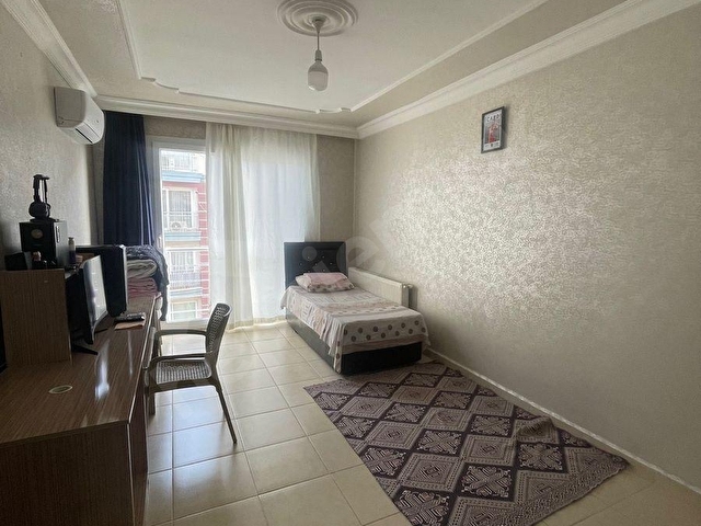 Millet parkı civarında satılık doğalgazlı daire - Görsel 5