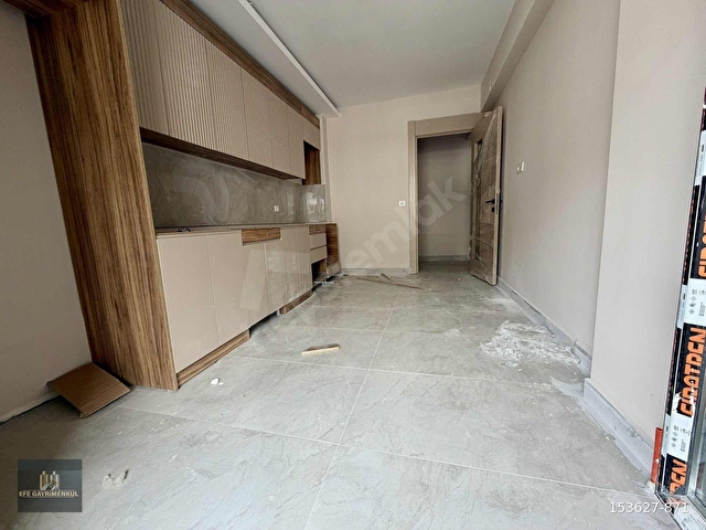 EFE GAYRİMENKULDEN SİTE İÇERİSİNDE ARA KATTA SIFIR GENİŞ DAİRE - Görsel 3
