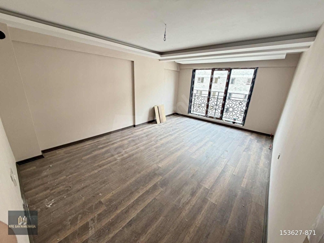 EFE GAYRİMENKULDEN SİTE İÇERİSİNDE ARA KATTA SIFIR GENİŞ DAİRE - Görsel 15