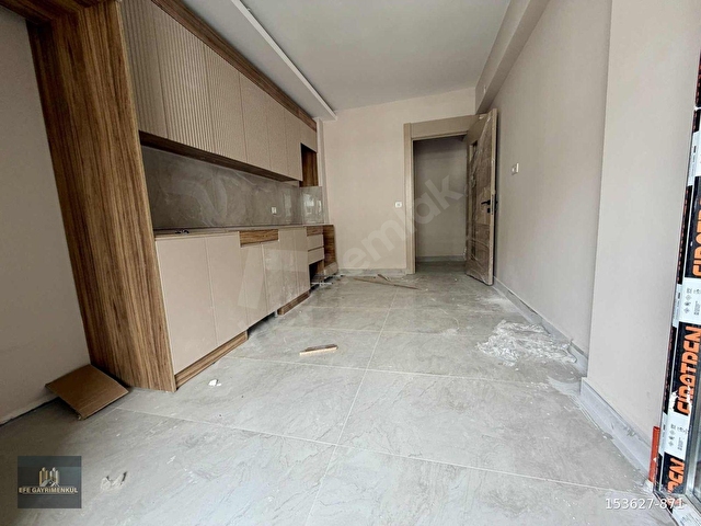 EFE GAYRİMENKULDEN SİTE İÇERİSİNDE ARA KATTA SIFIR GENİŞ DAİRE - Görsel 6