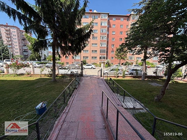 KAÇMAZ EMLAKTAN YUNUSKENT SİTESİ F2 BLOKTA SATILIK 2+1 DAİRE - Görsel 3