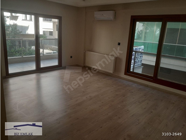 KARŞIYAKA BOSTANLI DA OTOPARKLI ASANSÖRLÜ MERKEZDE 2+1