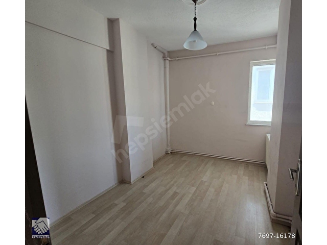 OMURTAK CADDESİNE CEPHE EV-OFİS İÇİN UYGUN KIRALIK 2+1 DAİRE - Görsel 8
