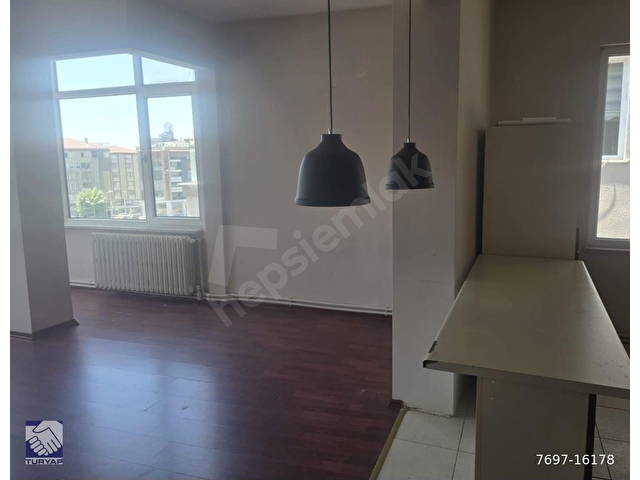 OMURTAK CADDESİNE CEPHE EV-OFİS İÇİN UYGUN KIRALIK 2+1 DAİRE - Görsel 4