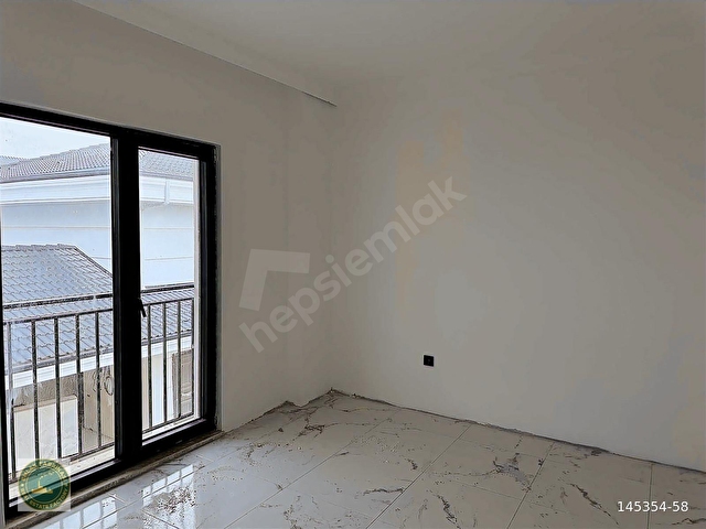 İskenderköyde Malikane Tadında Kiralık 5+1 Villa - Görsel 17