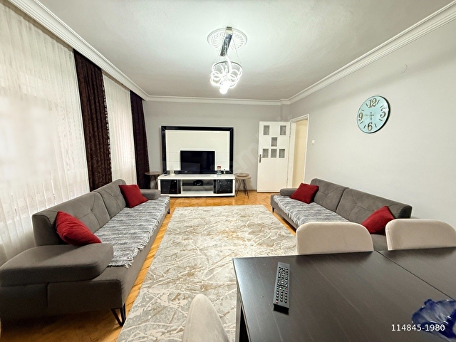 PEYAMİ SAFADA CADDEYE YAKIN | MASRAFSIZ | ÜÇ CEPHELİ 3+1 DAİRE - Görsel 2