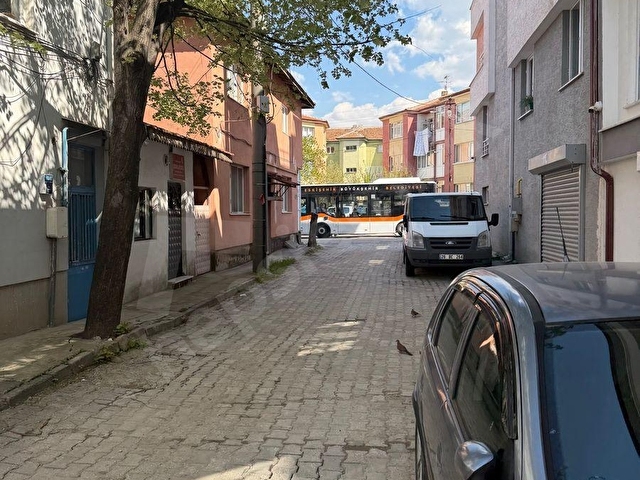 PLUS GAYRİMENKULDEN BÜYÜKDERE MAH MİLLET CADDESİ YAKİNİ LÜKS  3+1 DAİRE - Görsel 3