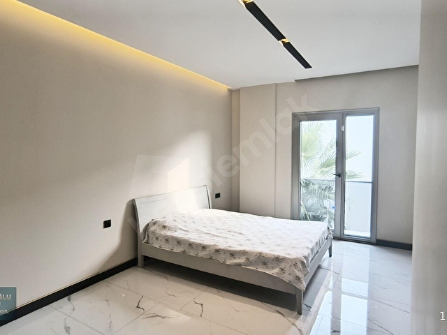 İki Villanın Gücünden Doğan Tek Yaşam Özel Havuzlu Prestij Villa - Görsel 21