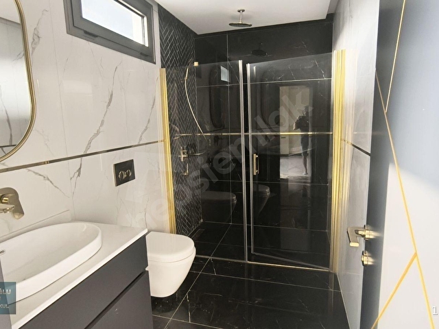 İki Villanın Gücünden Doğan Tek Yaşam Özel Havuzlu Prestij Villa - Görsel 26