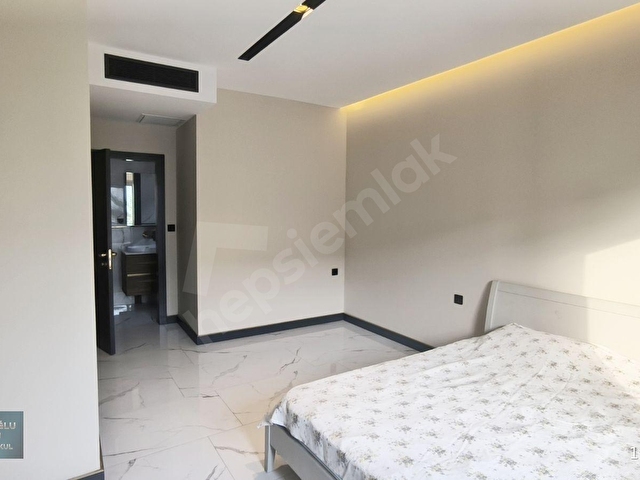 İki Villanın Gücünden Doğan Tek Yaşam Özel Havuzlu Prestij Villa - Görsel 16