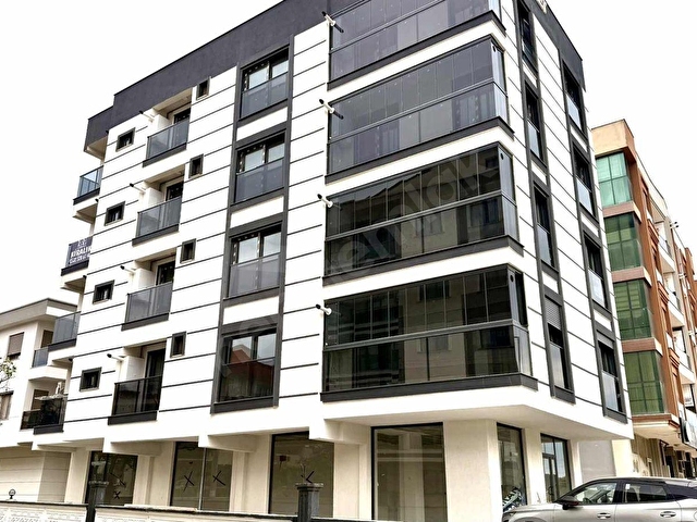 Güzelbahçe Yelki,anacadde üzeri KİRALIK eşyalı 1+1 sıfır daire