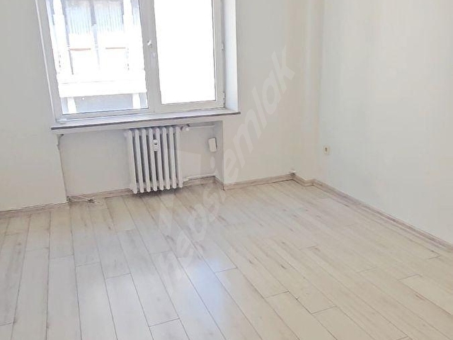 AMERİKAN HASTANESİ KARŞISINDA KÖŞE DAİRE BOŞ OTURUMA HAZIR - Görsel 23
