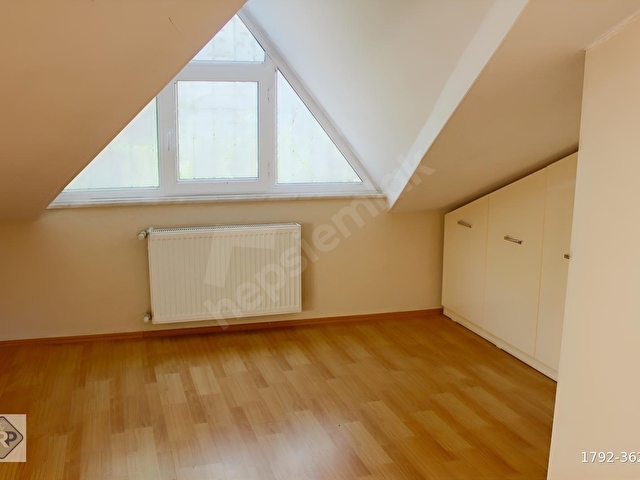 Beyoğlu Sütlücede * Teraslı* Manzaralı* 180 m2 * Dubleks - Görsel 11