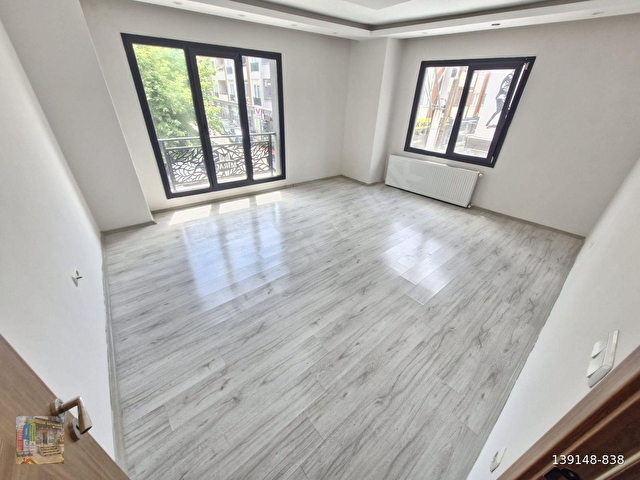 GÖMEÇ ÇARŞI MERKEZİNDE 2+1 KİRALIK MÜKEMMEL DAİRE - Görsel 8