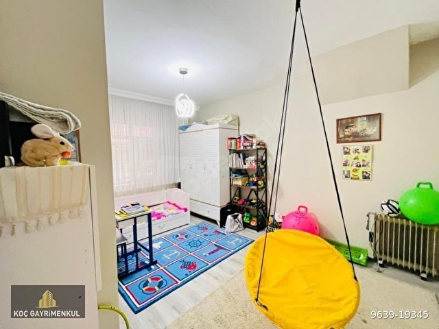 KOÇDAN;4+1, BAHÇE KULLANIMLI, CADDE ÜZERİ, 130M2, KOMBİLİ,TEMİZ - Görsel 16
