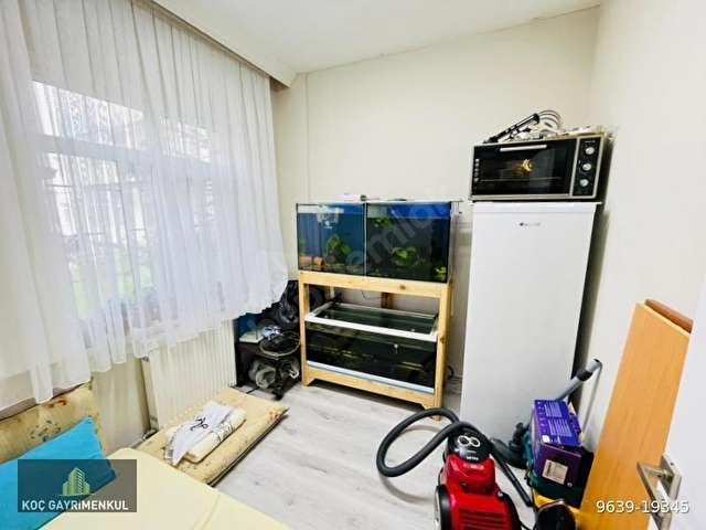KOÇDAN;4+1, BAHÇE KULLANIMLI, CADDE ÜZERİ, 130M2, KOMBİLİ,TEMİZ - Görsel 17