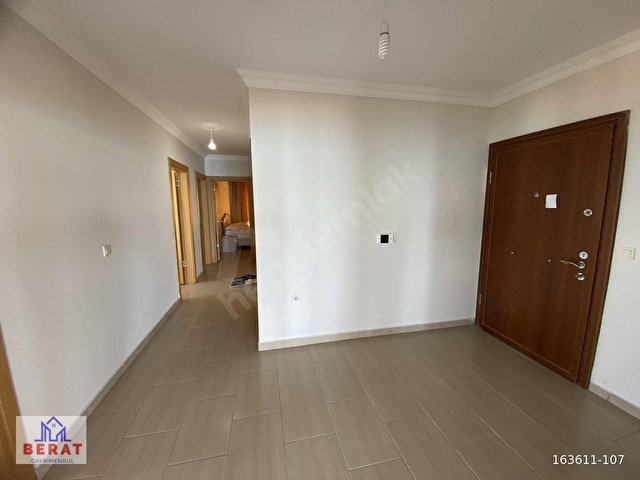 Yalıncak Ramada Bölgesinde 183m² Deniz Manzaralı Lüks 3.5+1 - Görsel 17