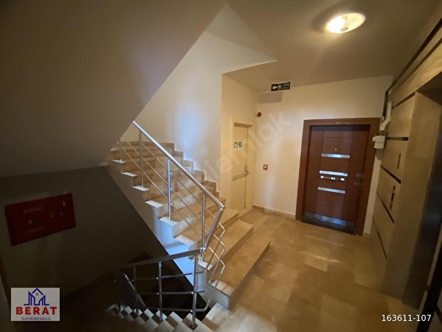Yalıncak Ramada Bölgesinde 183m² Deniz Manzaralı Lüks 3.5+1 - Görsel 2